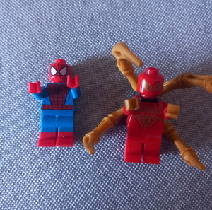 OFFICIAL LEGO SPIDERMANS Πακέτο