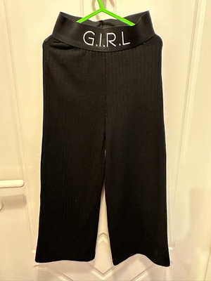 LCWaikiki black bell-bottom pants like new, size 110-116 cm, age 5-6