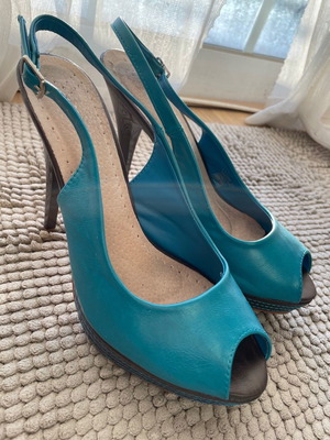 Migato peep toe sandals used, size 39, turquoise with leather insole