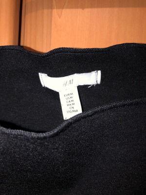 Women's crop top H&M black like new, size M