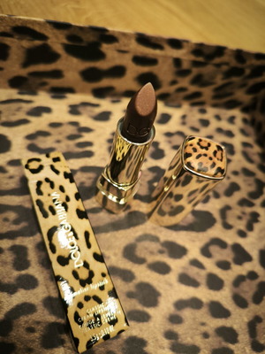 Dolce&Gabbana Beauty Animalier червило, цвят desert, колекционерска опаковка