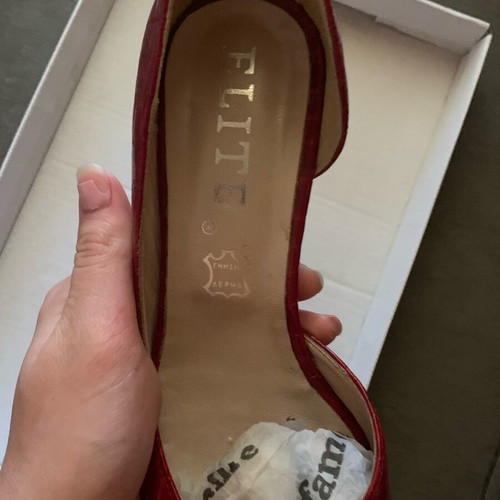 Elite heels like new, red, genuine leather, size 36