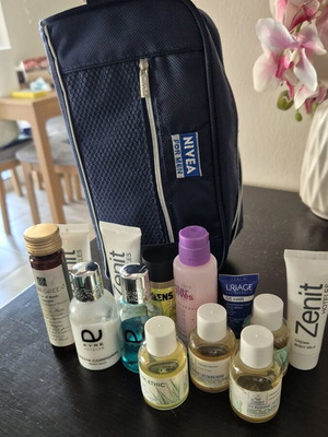 Ανδρικό σετ ταξιδιού με νεσεσέρ Nivea σαν καινούργιο