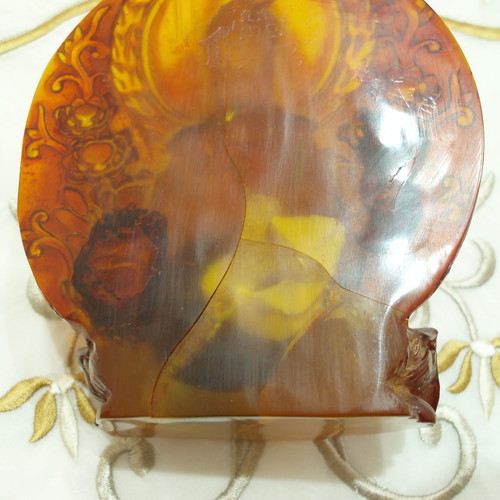 Shakyamuni Shakya Mani Buddha amber shrine used 18th-19th century
