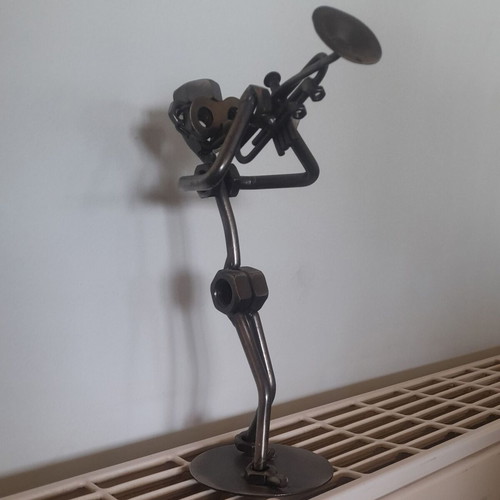 Metal decorative musician statue with trumpet like new, industrial style 19cm