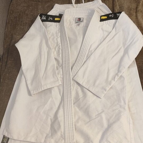 Jundo suit Matsuru size 3/160 like new, cotton fabric
