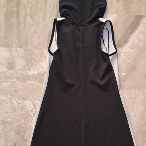 Le Vertige women's dress medium black and gray like new
