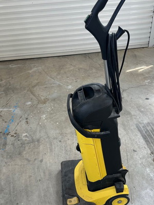 Karcher professional mop used