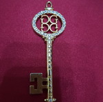 Hanging key with crystals new