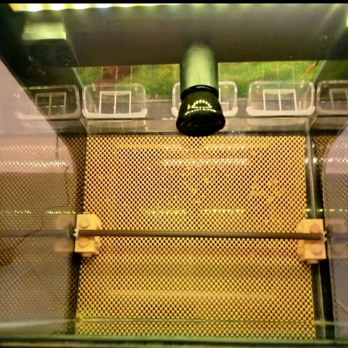 Brooder bird incubator like new with digital thermostat and LED lighting