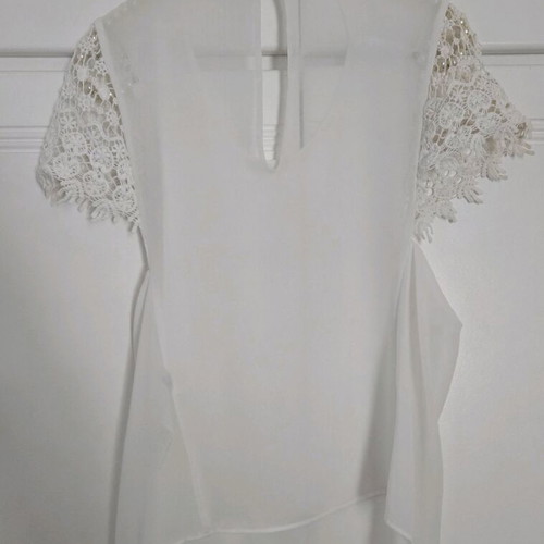 Zara white blouse with lace sleeves used, size M