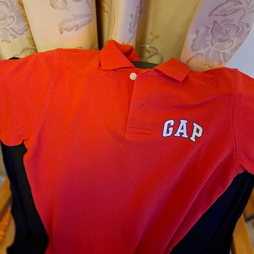 Children's Gap Polo red like new, size 140 cm
