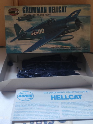 Airfix Grumman Hellcat model kit 1/72 scale