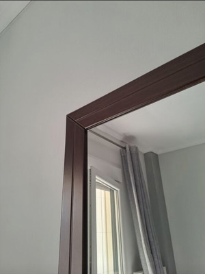 Bedroom set like new with bed 1400×1900, 2 nightstands and dresser with mirror