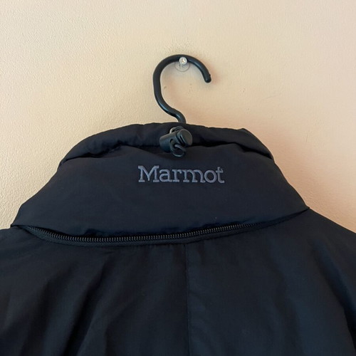 Marmot men's jacket like new with goose down filling and multiple pockets