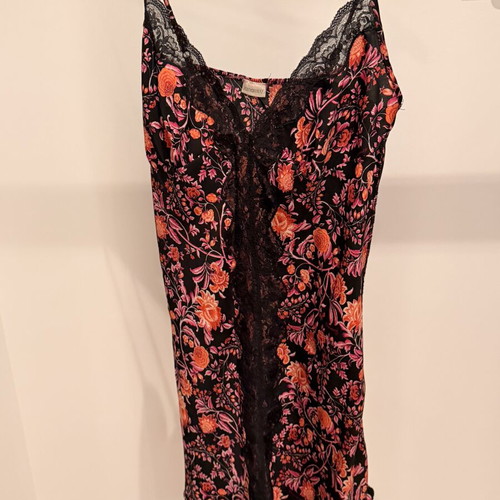 Yamamay mini lingerie like new, size M, multicolor purple