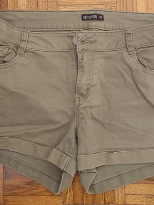 Soft oil denim shorts used, size large