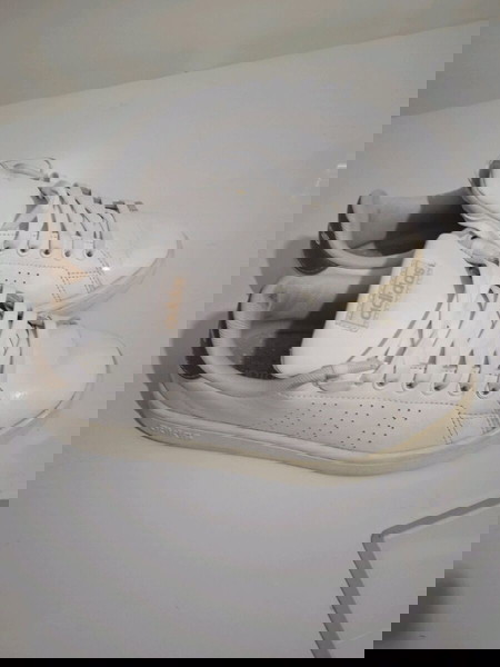 ADIDAS γυναικεία αθλητικά