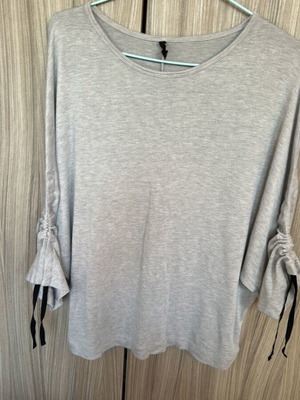 Stradivarius blouse gray size S used