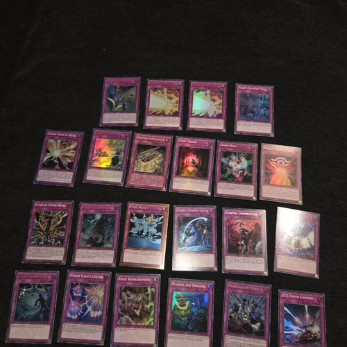 Yu-Gi-Oh card collection, foils and rares, pack of 128