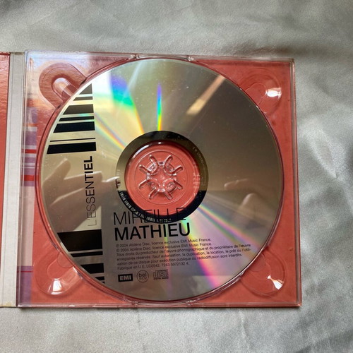 Mireille Mathieu L'Essentiel CD used (2004)