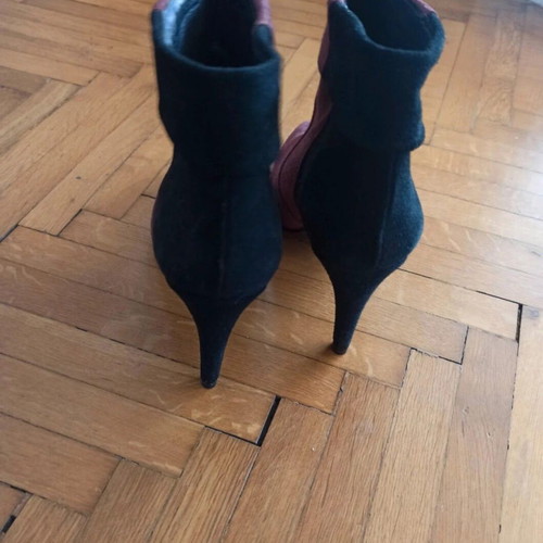 Ikks high heels like new, size 39 recommended for 38, black and pink