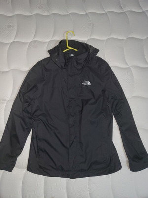 The North Face Evolve II Triclimate 3 in 1 jacket like new, black, size Large