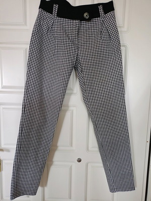 Fitted summer plaid pants like new, size M 38 10, black white