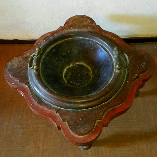 Vintage mangali used with wooden handmade base