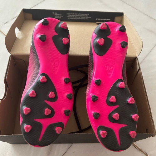 Adidas football shoes new, size 34, pink and black