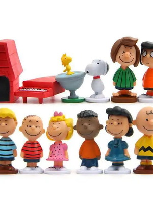 Snoopy figures new, pack of 12 pieces