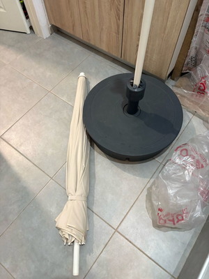 Ikea sun umbrella new with tilt and base