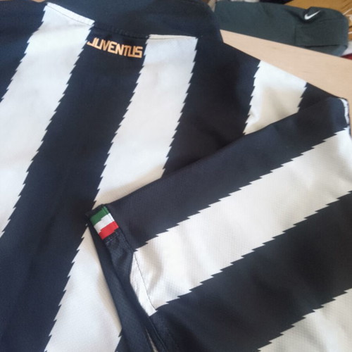 Nike Juventus vintage football jersey used, collectible