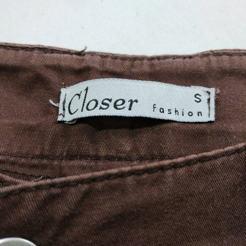 Closer women's brown shorts small vintage 00's like new