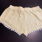 Jumbo shorts used for 5/6 years old, yellow, 104/110 cm