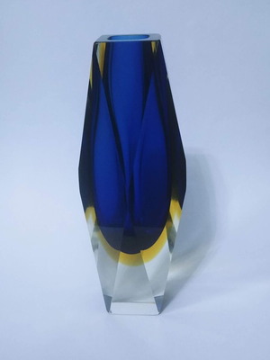 Murano Mandruzzato vase 20.5 cm like new, Italy 60s