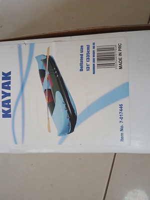 Inflatable kayak like new, max weight 160 kg, size 310 x 76 cm