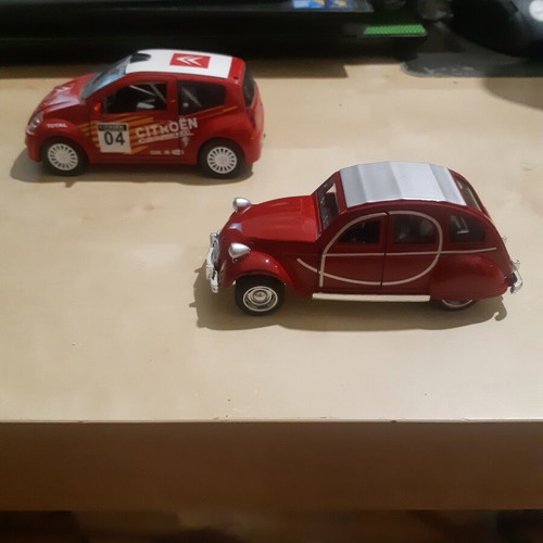 Citroen 2CV model car 1/38 scale new with pullback and doors + Citroen C2 1/32