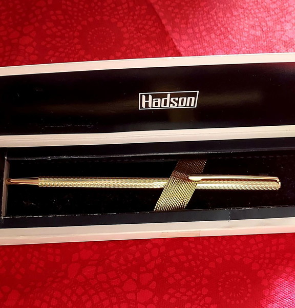 Εντυπωσιακο  επιχρυσο στυλό Hudson