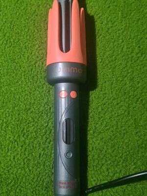 Curling iron like new with adapter and user manual