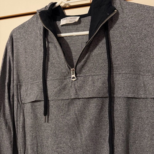 Hooded sweatshirt like new, size L, blue