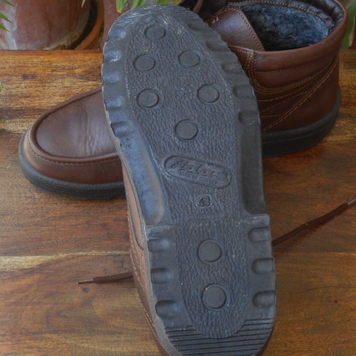 Boxer leather ankle boots size 41 with fur lining like new, brown