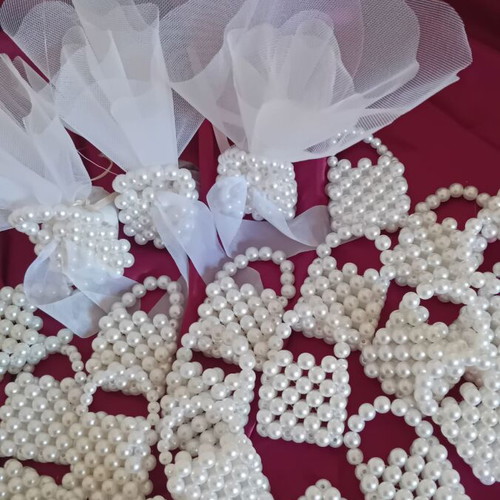 White pearl bag new for wedding bomboniere