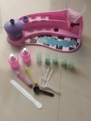 So Slime Slimeglam Studio kids' toy, As company
