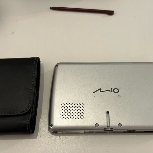 Mio Moov S505 GPS used, works with cable or battery replacement