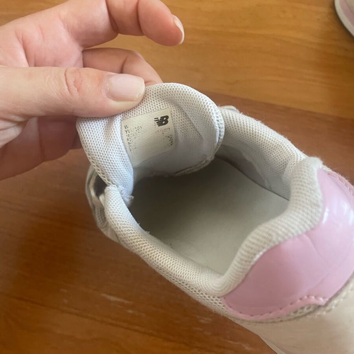 New Balance athletic shoes used for girl size 31 beige