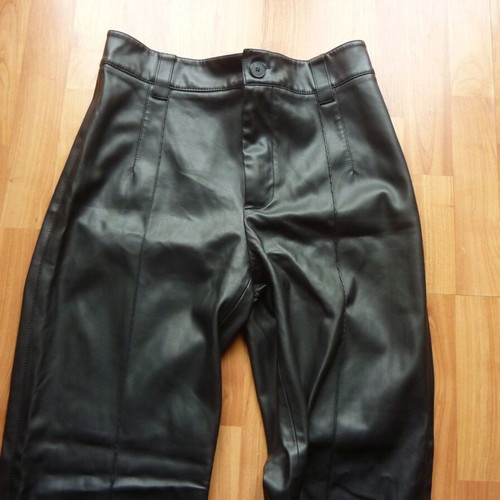 Zara women's black faux leather pants Medium like new