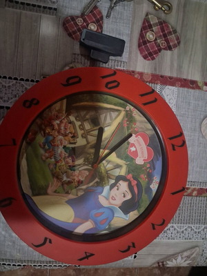 Snow White and the Seven Dwarfs wall clock new with stand