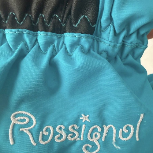 Rossignol Kids Ski Gloves like new, size 6-7 years