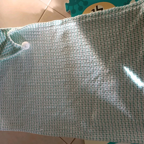 Nef nef crib set like new, piqué blanket and filled pillow